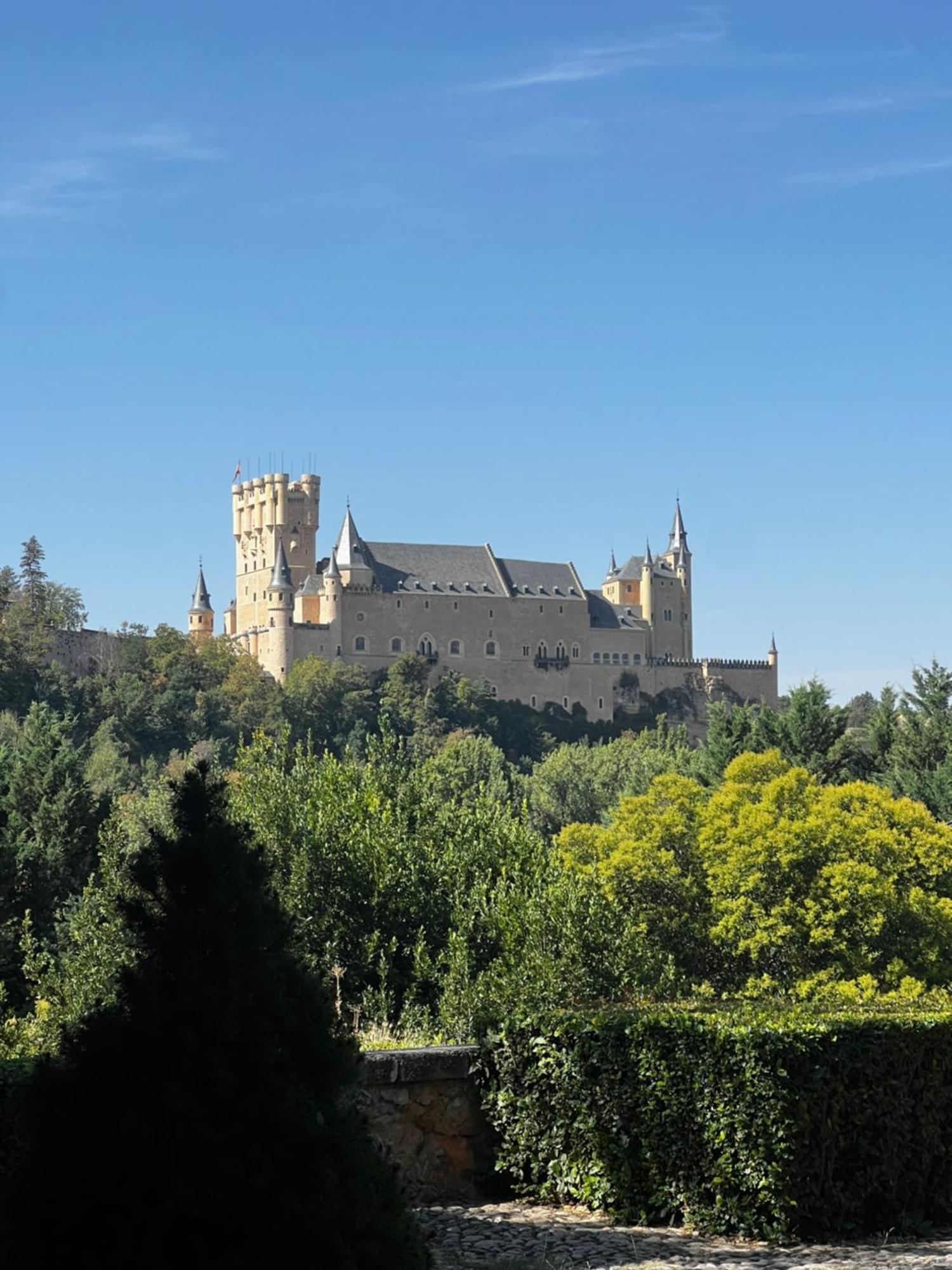 Hostal Juan Bravo Segovia Esterno foto